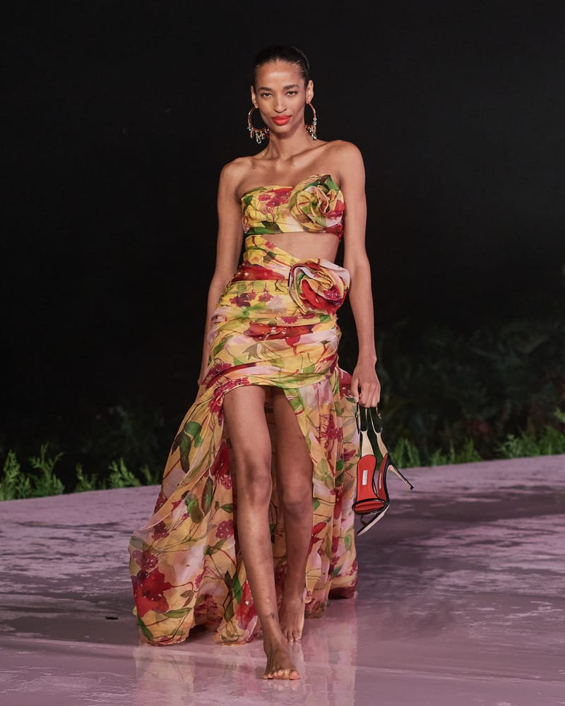 One of the looks from the Carolina Herrera 2024 resort collection presented in Rio de Janeiro. The tropical feel of these designs emphasizes the 'eternal vacation' theme taking over this season.